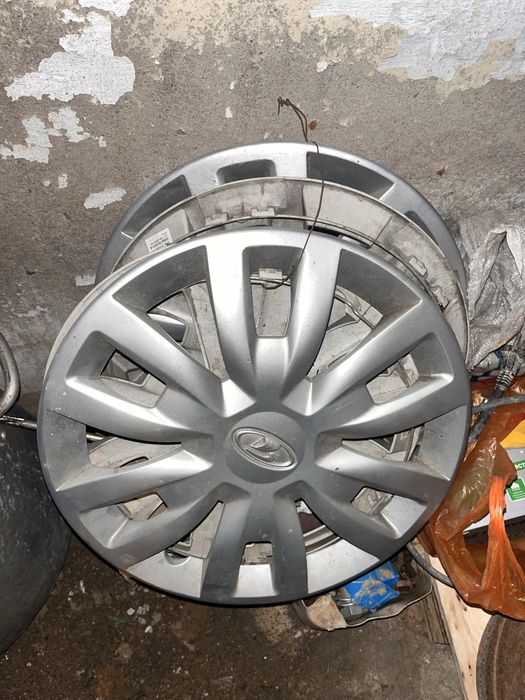 Колпаки лада веста новые оригинал без пробега