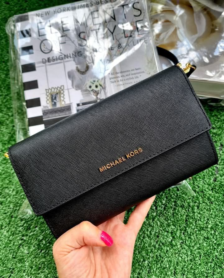 Michael KORS Нова