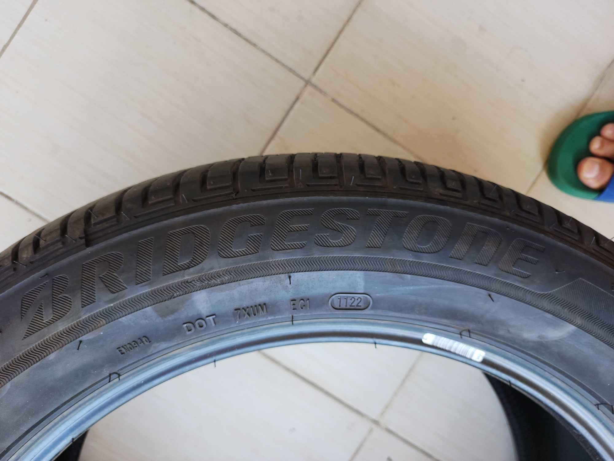 Bridgestone 265/50R20 107T