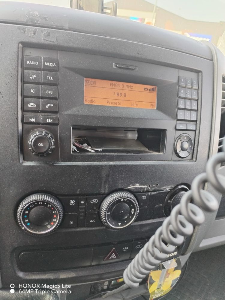 Vand mercedes sprinter 316 cdi , motor defect