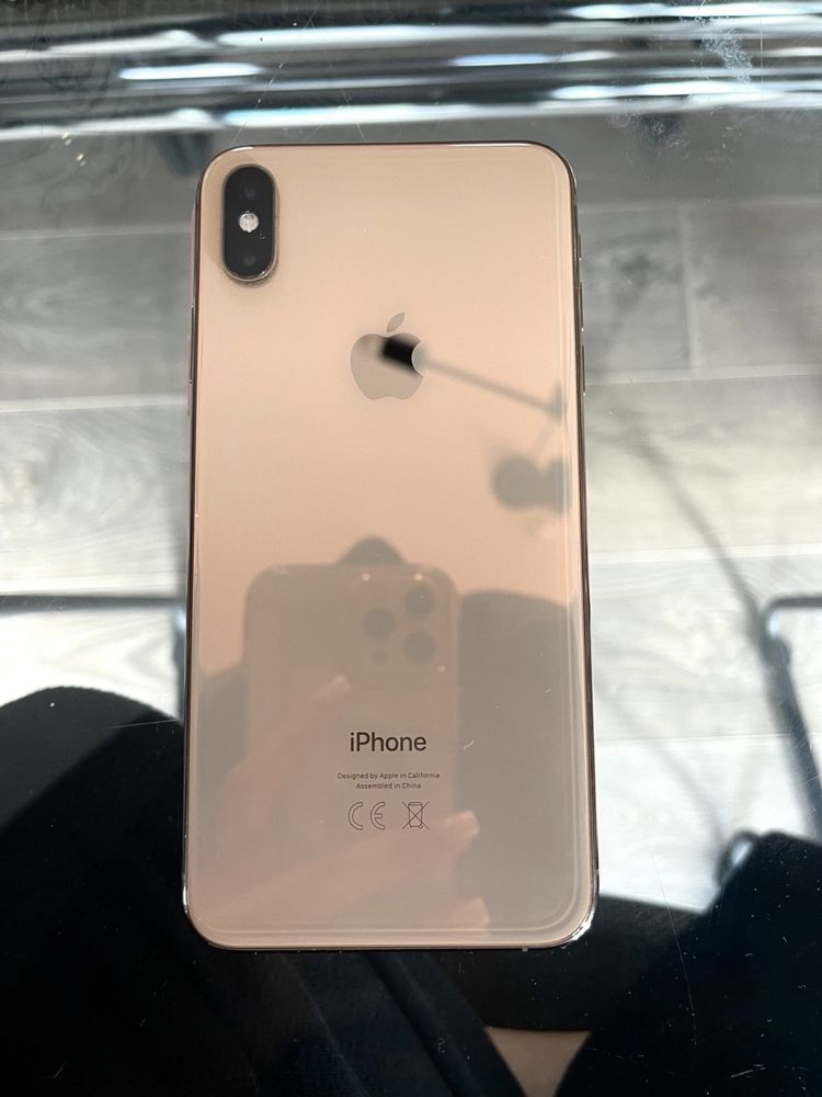 Iphone xs max 256