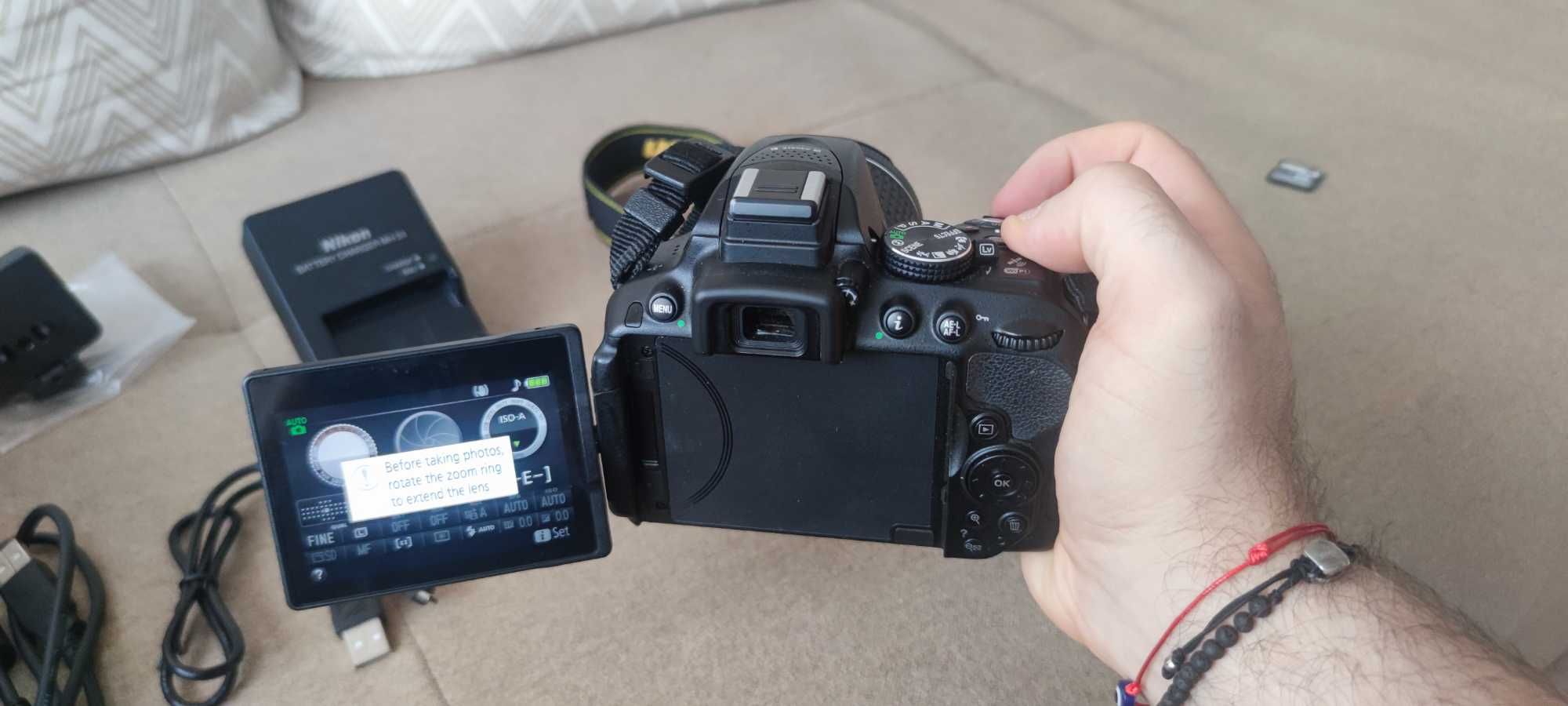 Фотоапарат Nikon D5300 18-55mm + аксесоари пълен комплект
