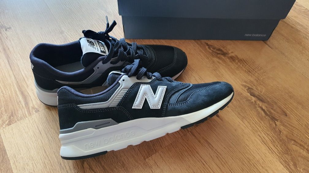 Adidasi Barbati New Balance 997H Nr. 43 Piele Originali Noi In Cutie
