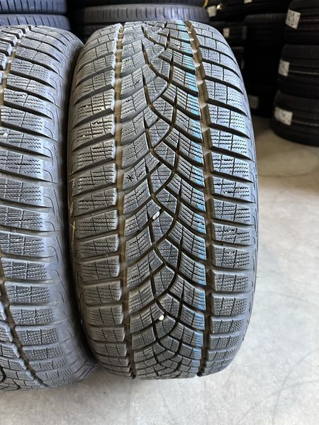 235/50/19 GOODYEAR 4бр