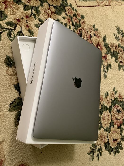Macbook air M1