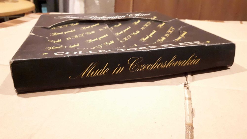 Farfurie portelan Bohemia, Cehoslovacia, de colectie (diametru=24cm)