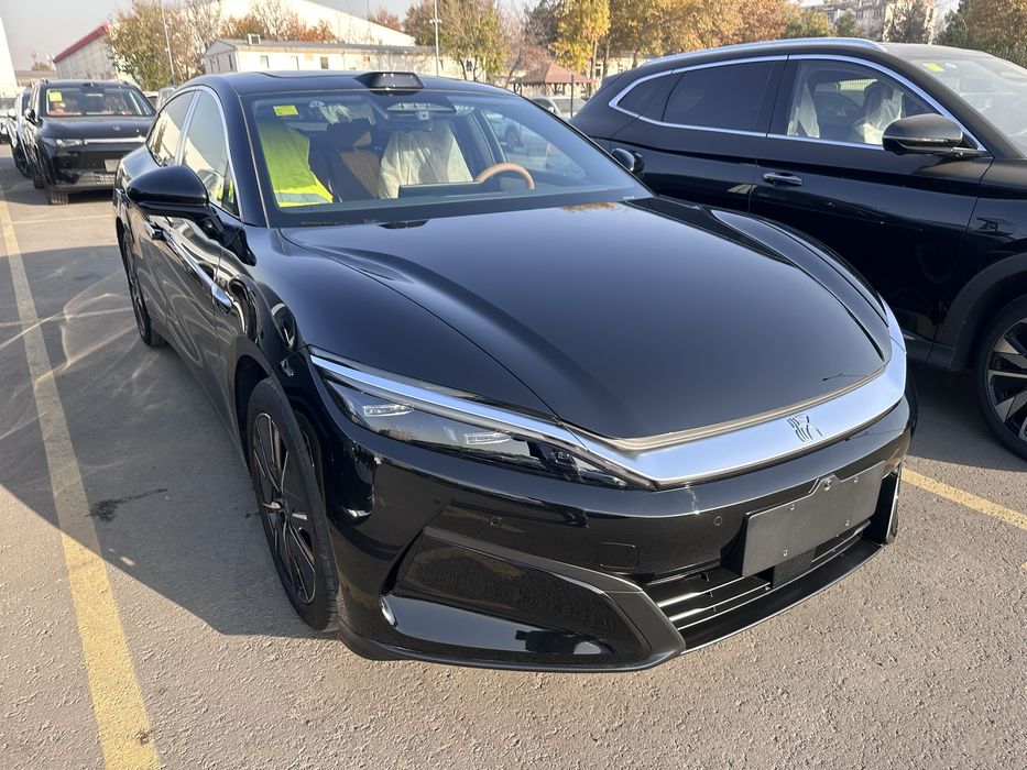 Han L 701km BYD Mega Aksiya