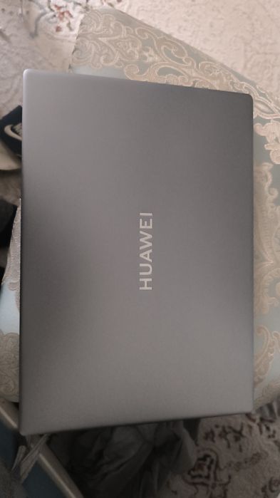 Huawei MateBook D16 (i5-12450H, 8GB/512GB SSD, Windows 11)