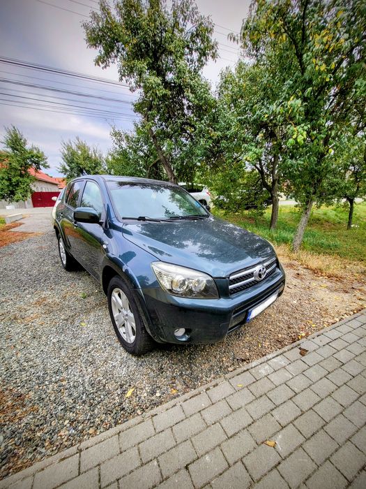 Toyota Rav 4. 2.2 dcat 177 cp 4x4