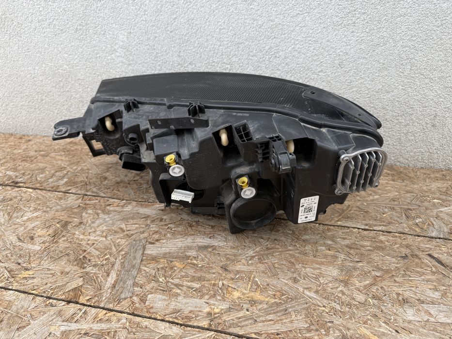 Far dreapta VW ID4 id.4 Full LED Original Europa