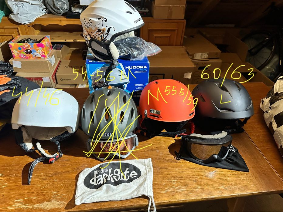 Casca,ski, snowboard, clapari, boots, geaca, pantaloni