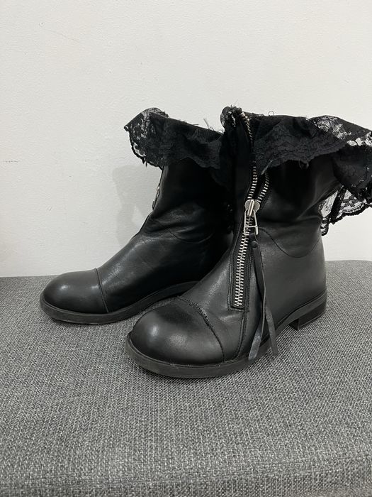 Боти, естествена кожа с дантела