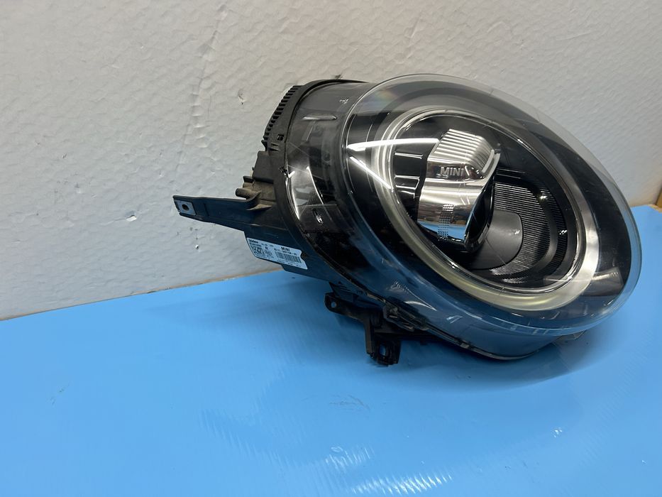 Far Mini Cooper F55 F56 LCI full led 2018-2022 dreapta
