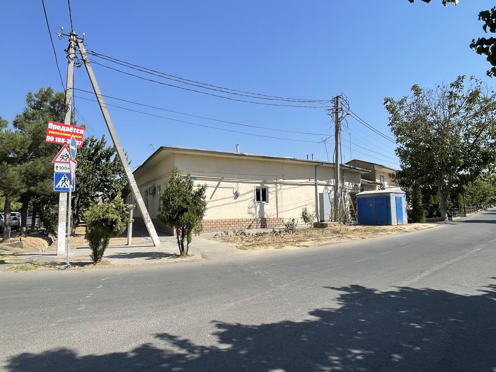 Катта йул ёкасида 9 сотик 3 та кадатр угловой фасад 27х38 Под Офис
