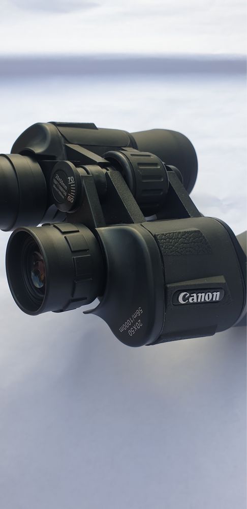 Binoclu Canon 20/50 mm sau 12/45 mm