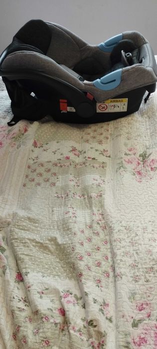 Продавам бебешко столче за кола