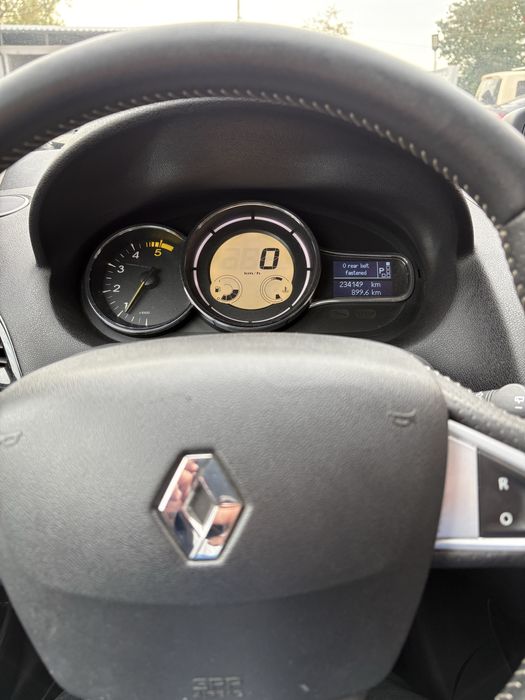 Renault Megane Bose 1.5 dci automat