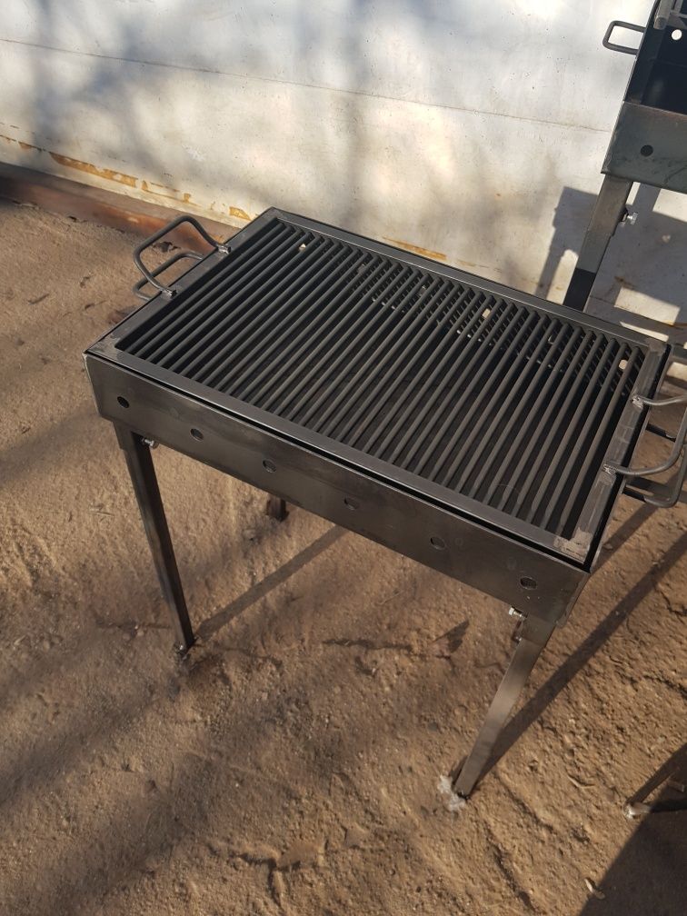 Gratar gradina picnic cu spite rotative 60x40x10x3