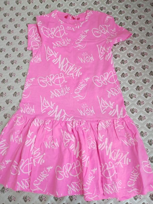 Продам детские платья на 8-10 лет