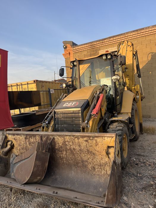 Услуги экскаватор погрузчика Cat 428, гидромолот, три в одном в Астане