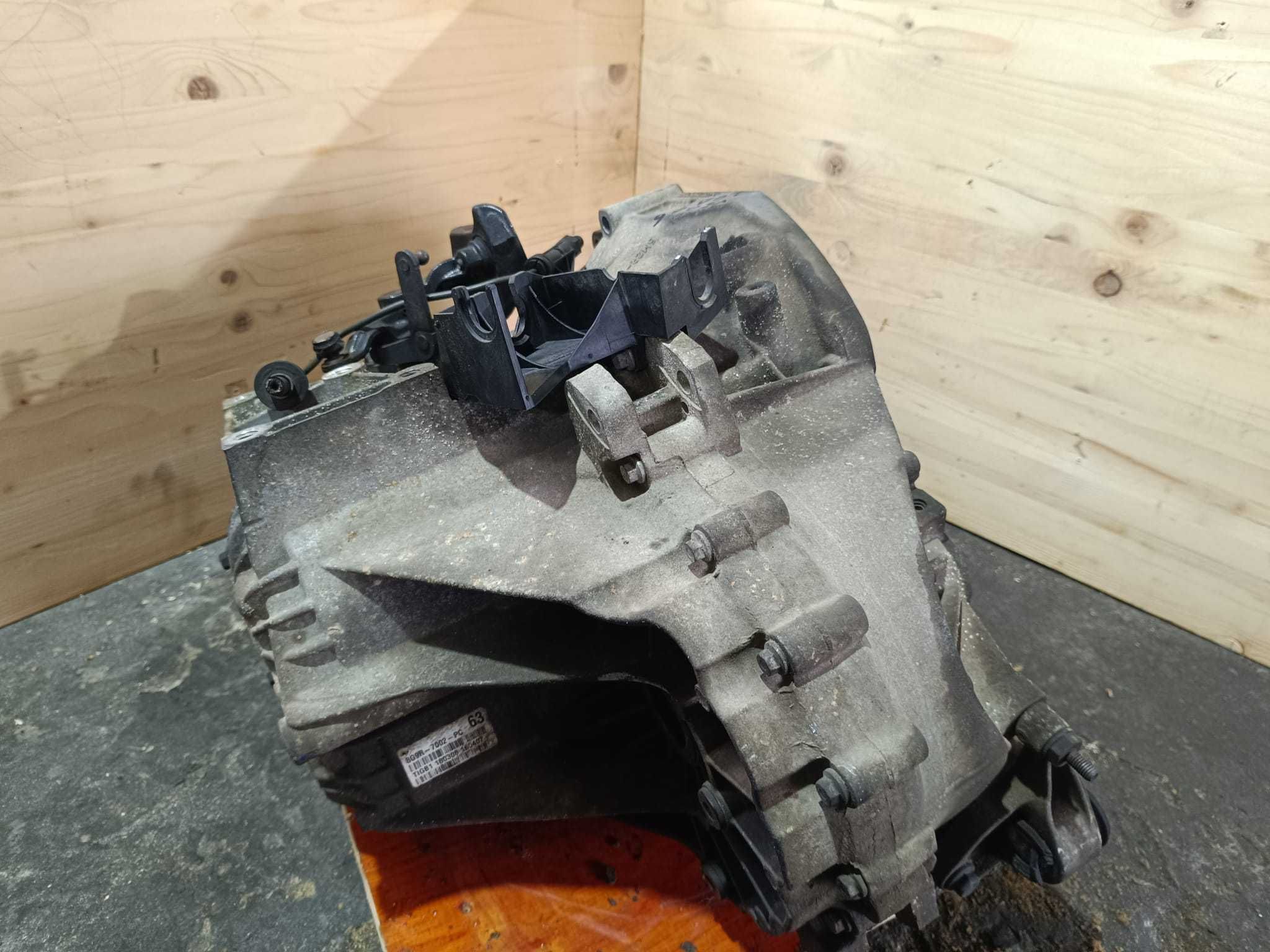 Cutie viteze manuala 6viteze motor 2.0D E4 VOLVO S40 V50 6M2R 7F096 EB