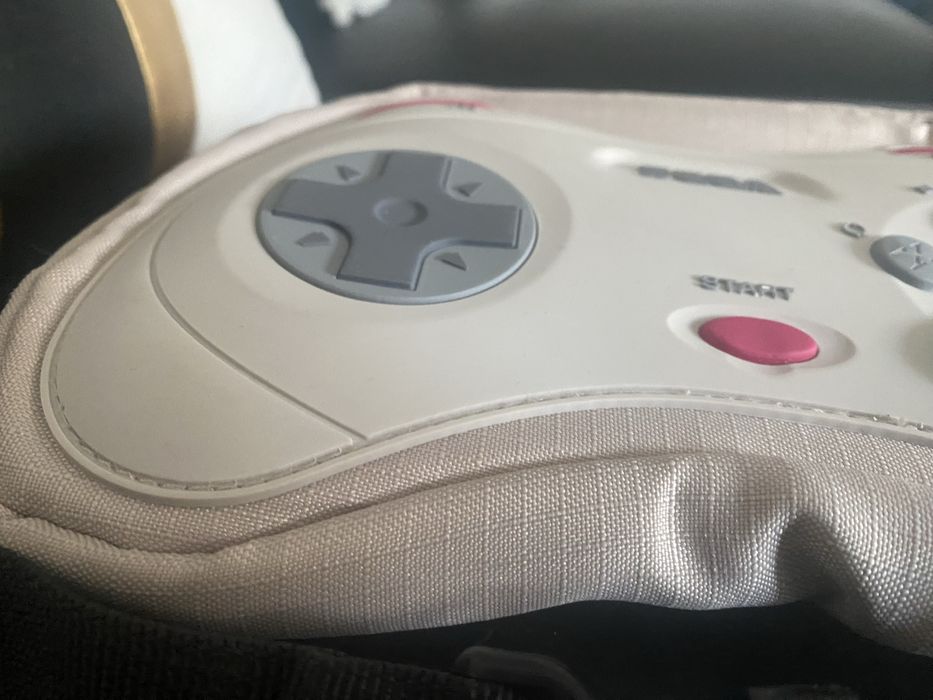 Borseta Zara controler Play Station