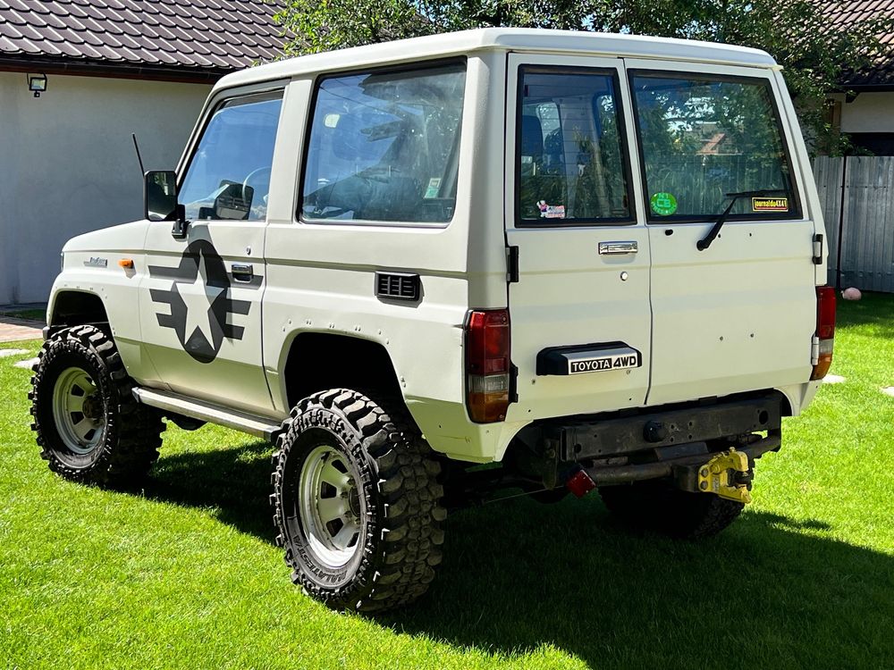 Toyota Land Cruiser 2.4TD 1992 J70