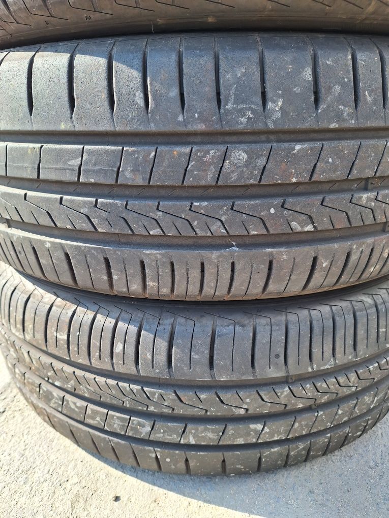 Anvelope Hankook 205/60/16 de vară 4 buc ff bune