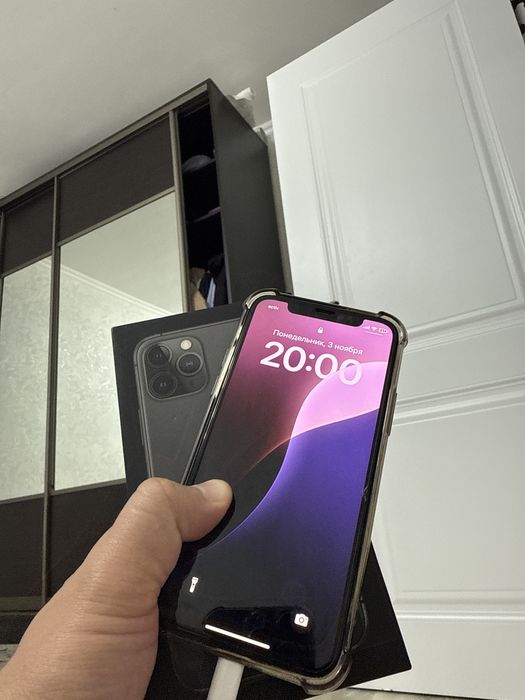 IPhone 11 pro в отличном состоянии