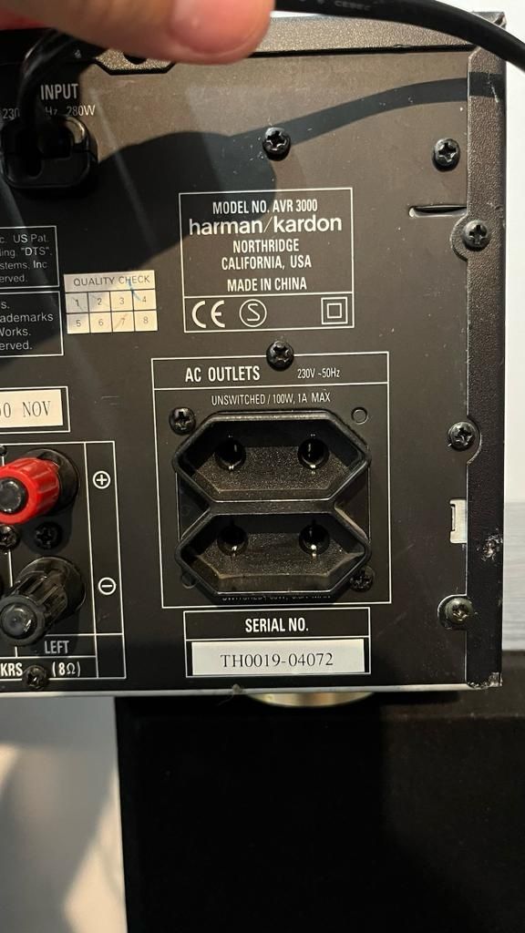 Vând receiver Harman/Kardon AVR 3000