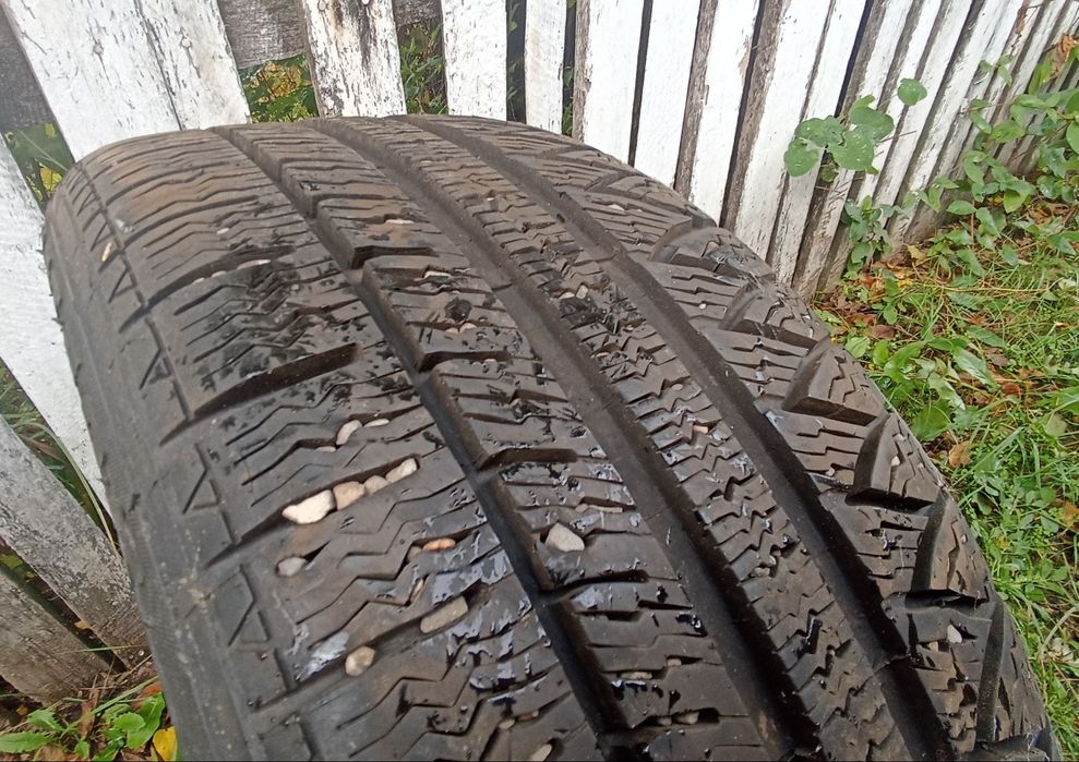 Cauciucuri r17 225/45/r17 94V