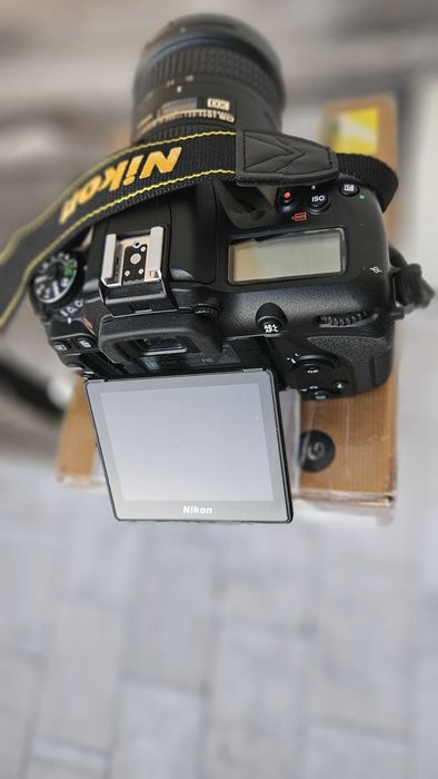 Nikon D7500 +Nikkor 18-200mmDX VR