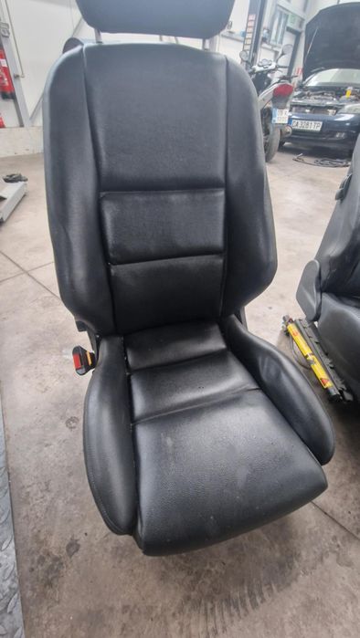 Предни RECARO кожени седалки от OPEL