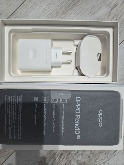 Telefon oppo reno 10 5G
,memorie 256gb si 8+8 GB ram 
Slot card SD 
Du