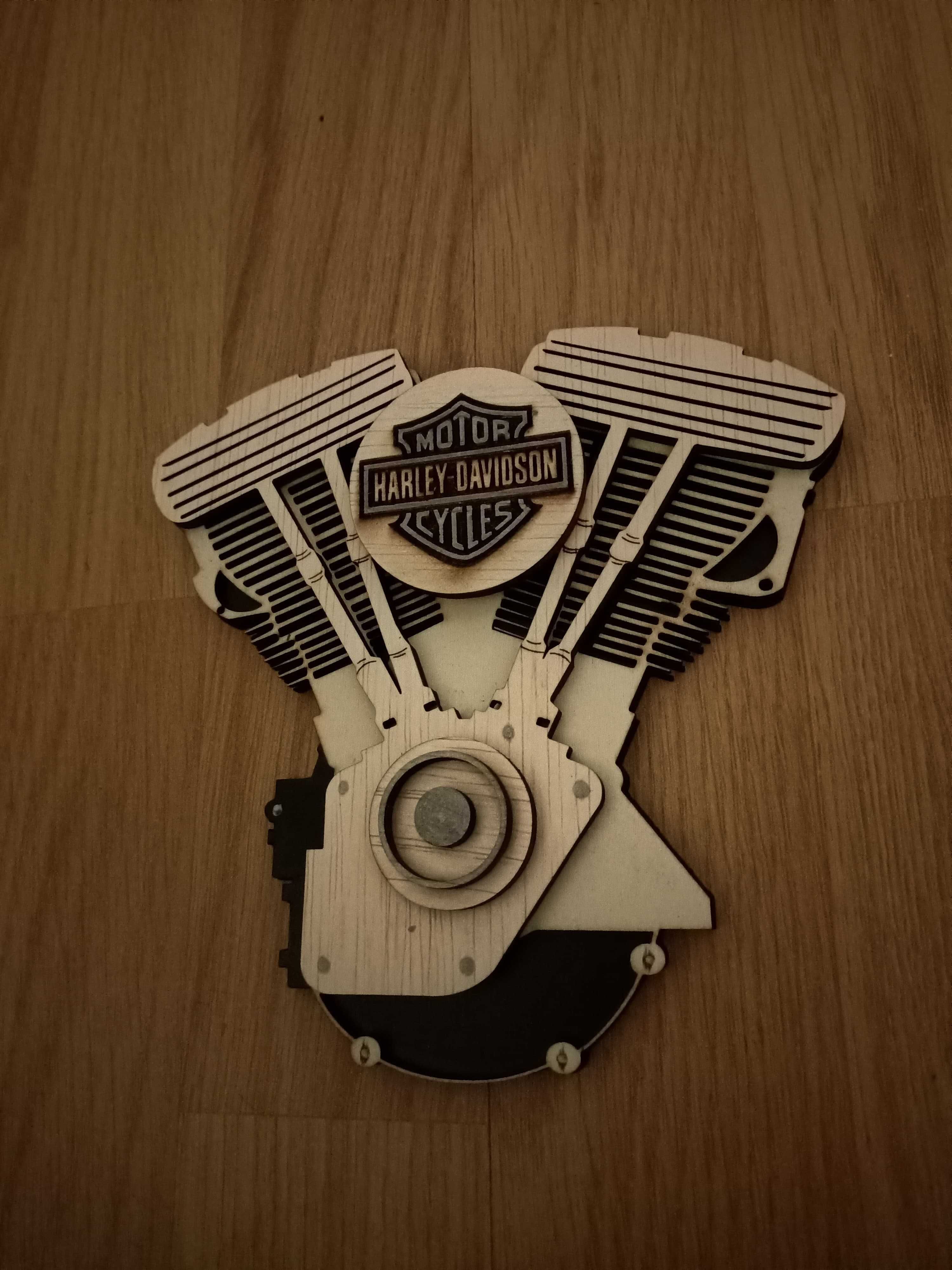 Macheta motor V-twin Harley Davidson cadou personalizat