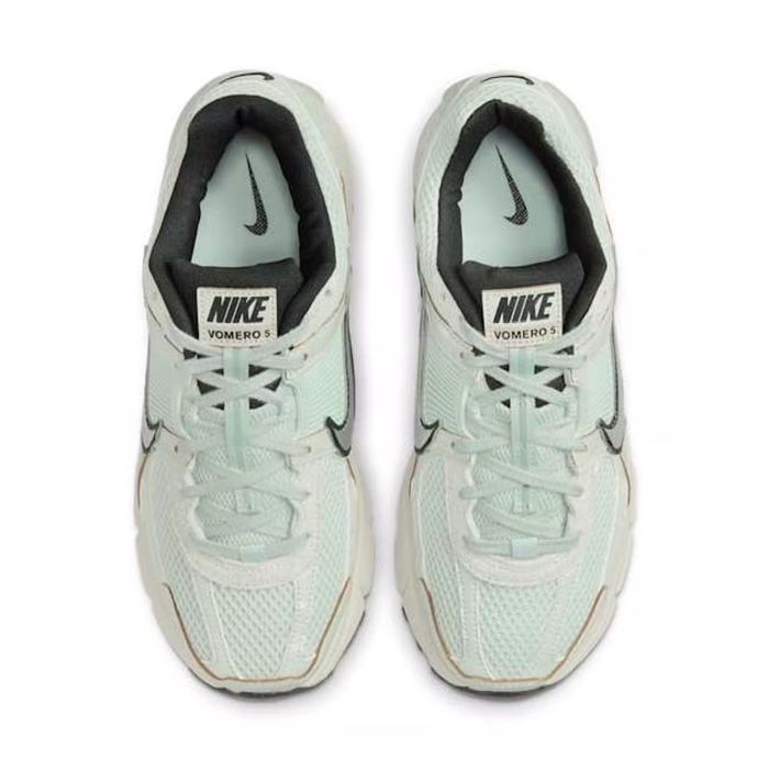Nike Zoom Vomero 5