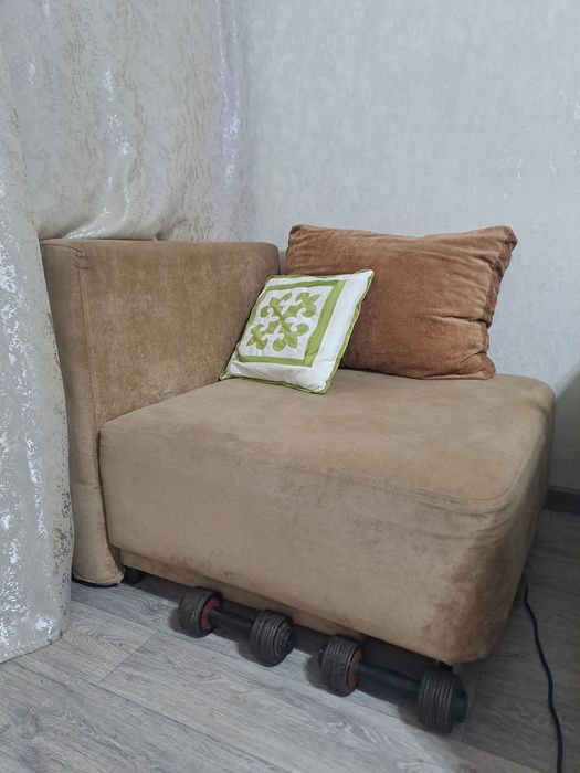 Продам раскладное кресло.