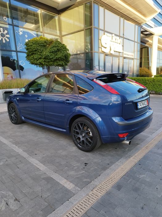FORD FOCUS, ST пакет, TITANIUM, джанти SPARCO
2.0 бензин, 145 к.с, 5-с