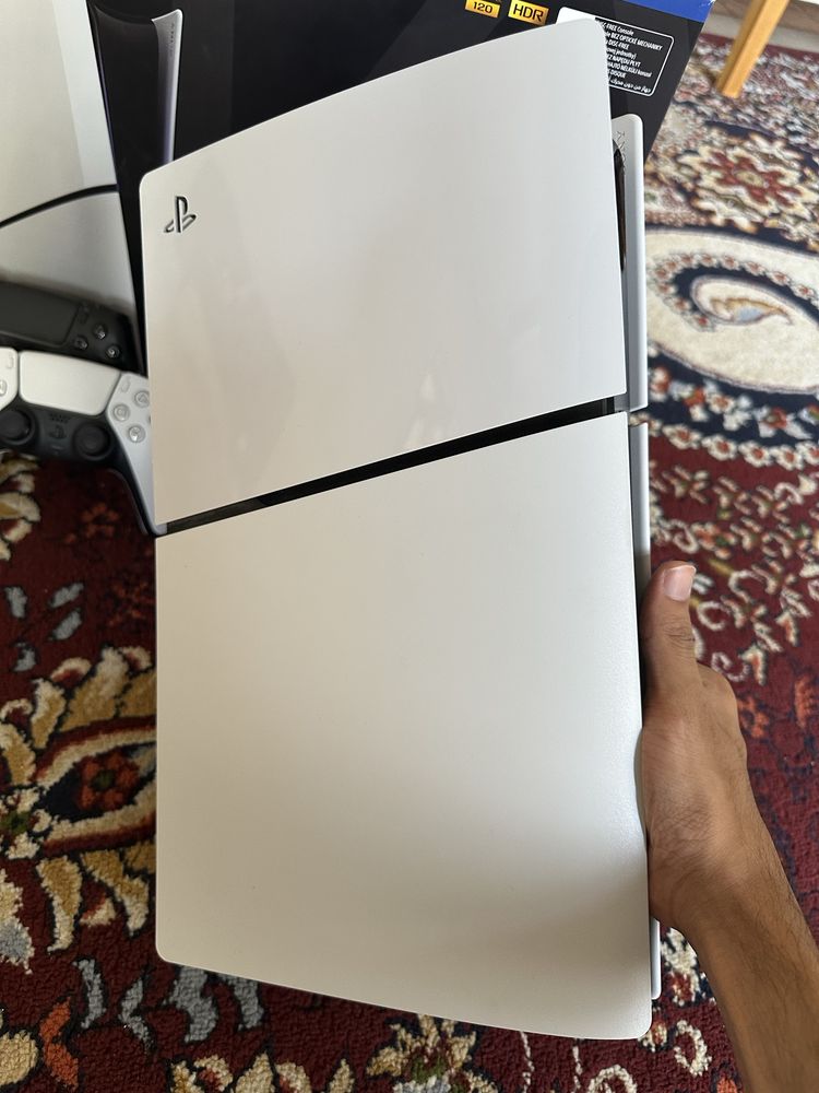 Play Station 5 Slim 1 TB