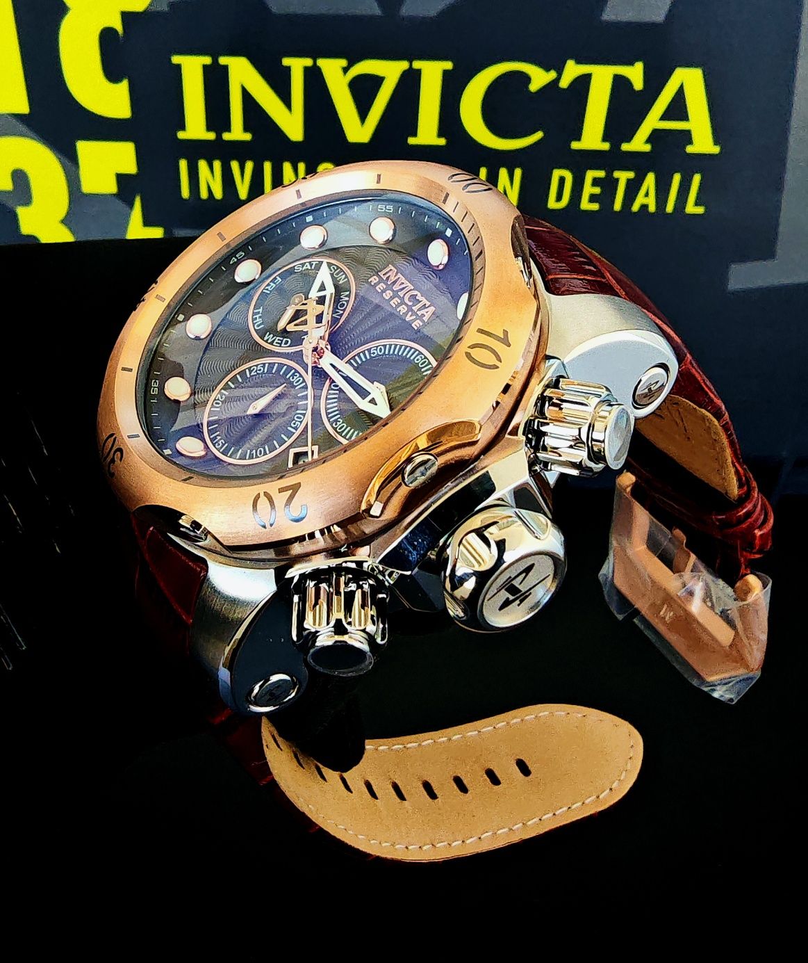 часовник INVICTA Venom Brown 54 mm, Инвикта нов