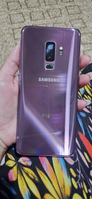 Vând telefon Samsung galaxy S9+, purple