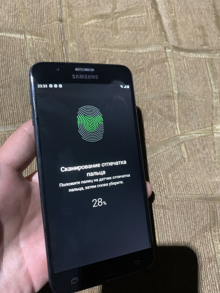 Samsung j7 satiladi