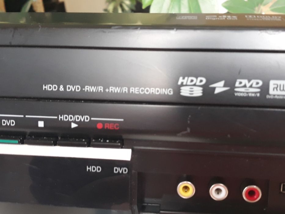 Комбо DVD&VCR&HDD записвачка