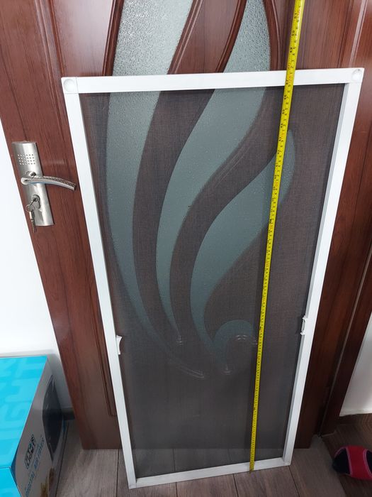 Vând plasa țânțari/anti-insecte