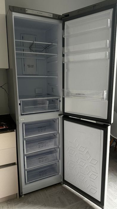 холодильник бирюса серый