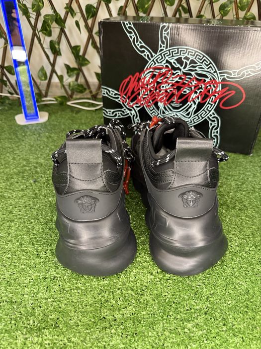 Versace Chain Reaction Black