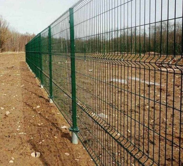 Executam garduri din plasa bordurata, tabla cutata,sipca metalica