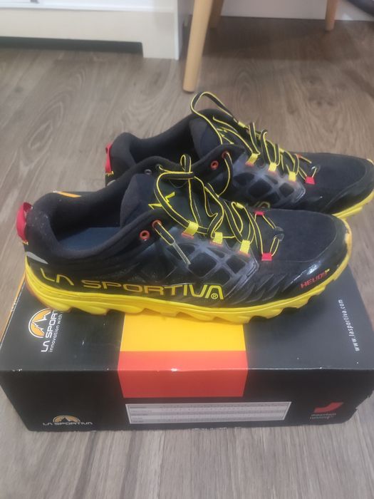 Pantofi sport La Sportivă mărime 46