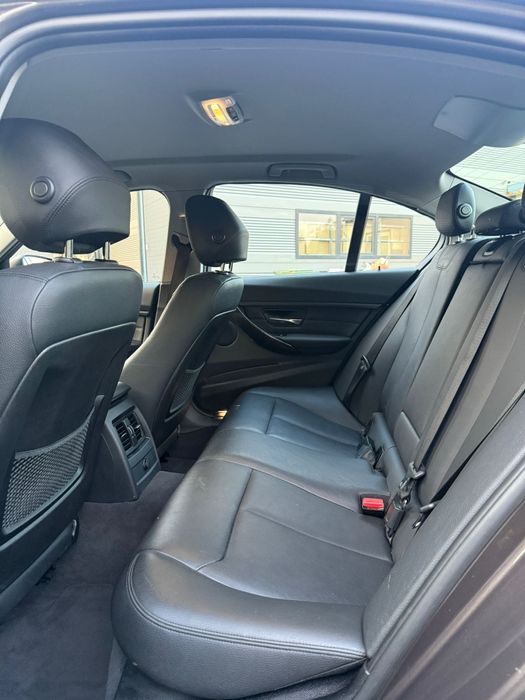 BMW seria 3 2.0D Euro 5 06/2014 KM : 189.000 garantați  model Lux