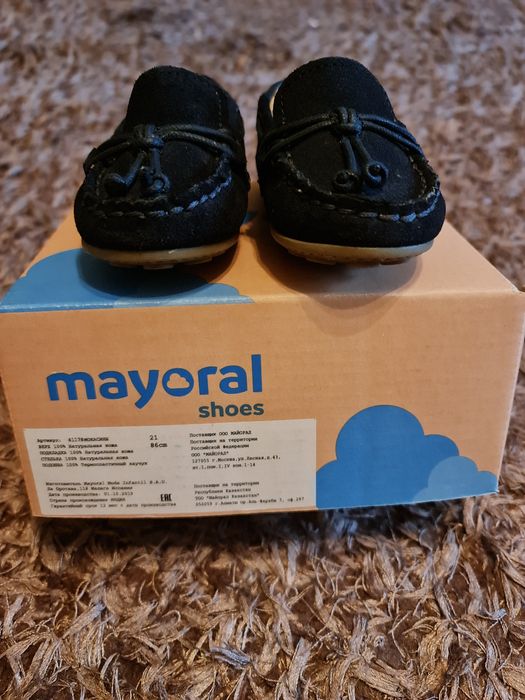 Vând mocasini Mayoral copii